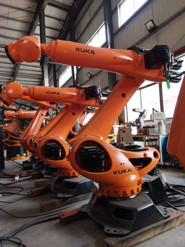 Maximisez votre productivité grâce à notre guide complet sur les robots KUKA de la série KR